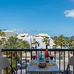 310 Great Location In Americas, Sea Front! Playa de las Américas