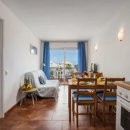 310 Great Location In Americas, Sea Front! Apartment *