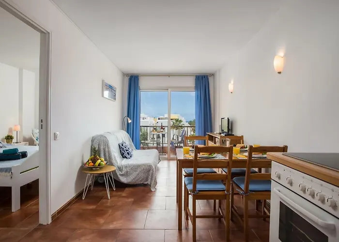 310 Great Location In Americas, Sea Front! Apartment *