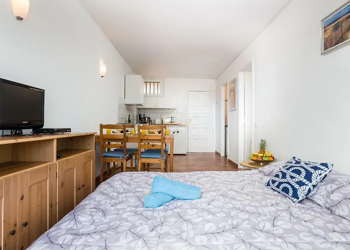 Apartment 310 Great Location In Americas, Sea Front!